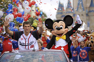 MICHAEL PHELPS RECEIVES HERO\'S WELCOME IN \