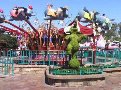 fantasyland-dumbo