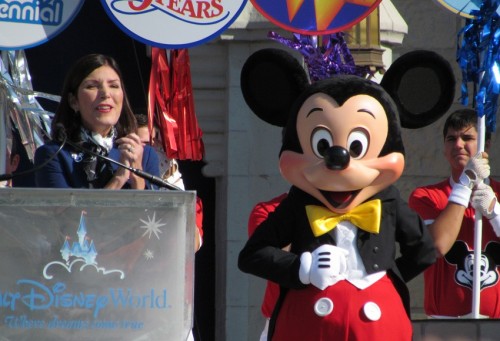 wdw40-meg-mickey