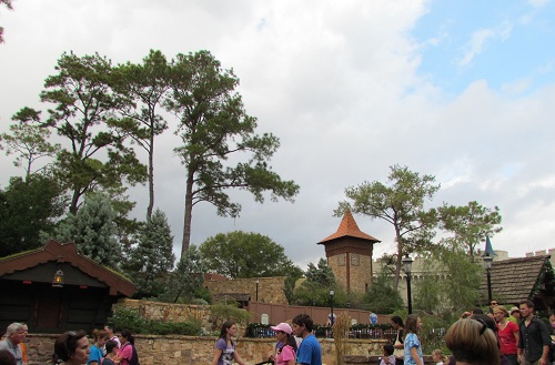 Fantasyland-Construction-1