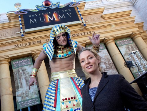 Uma-Thurman-Universal-Orlando