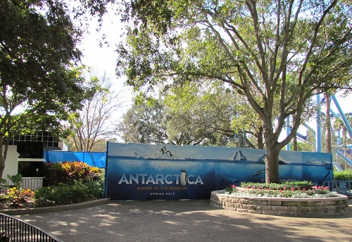seaworld-antartica-wall-01
