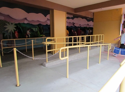 01-peterpan-queue-1