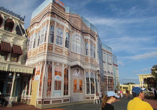 02-main-street-store