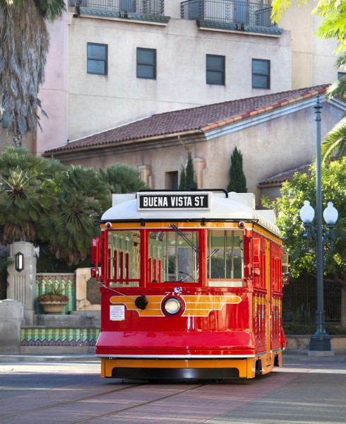 dca-trolley3