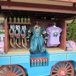 01-merida-merch-cart-1
