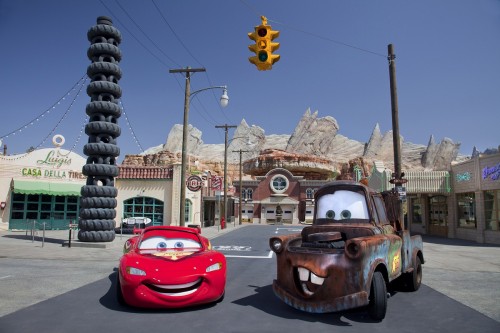 a-Cars-Land-LM-TM Mater & Lightning McQueen photo shoot Cars Land