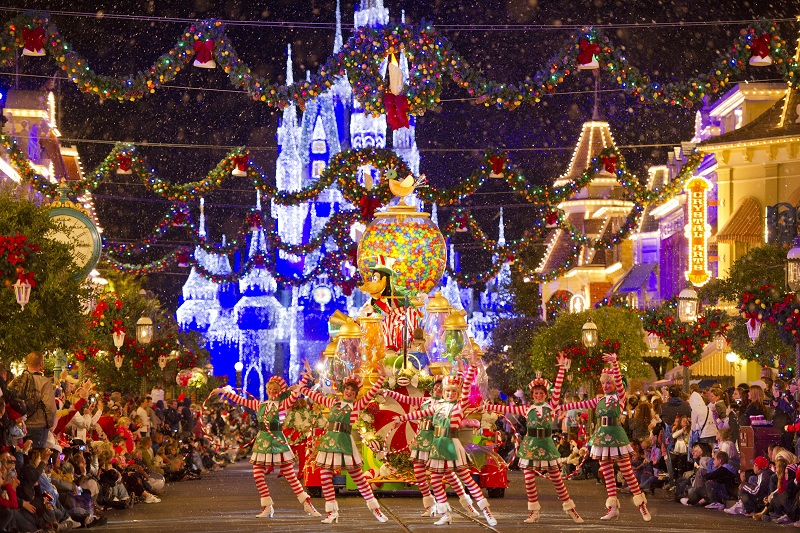 Disney World Christmas Decorations | quotes.lol-rofl.com