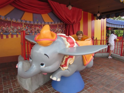 01-dumbo-front