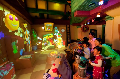 goofys-play-house-tokyo Goofy’s Paint ‘n’ Play House