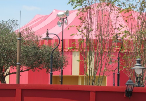 01-mk-storybook-circus-meet-tent-1 Magic Kingdom Fantasyland Update - Red Tent