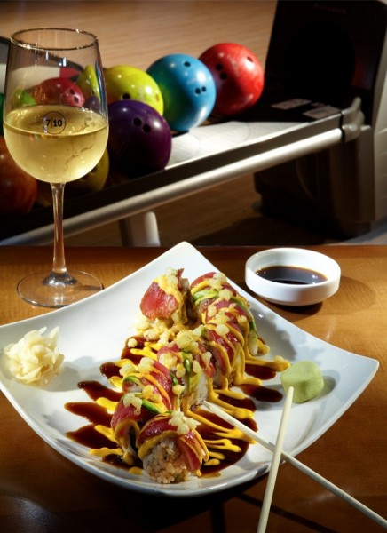 Splitsville Puts a Spin on Bowling Alley Cuisine Splitsville Food