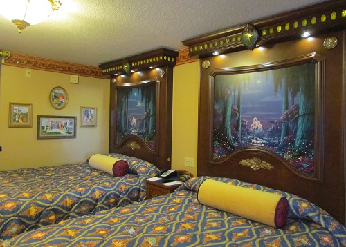 Royal Guest Rooms at Disney's Port Orleans Riverside ...