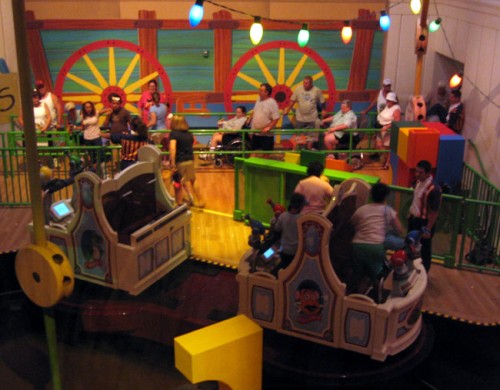 disneyland toy story midway mania