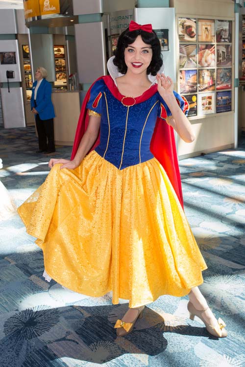 Even More Disney Fan Cosplay From D23 Expo Gallery 4 The Disney Blog 