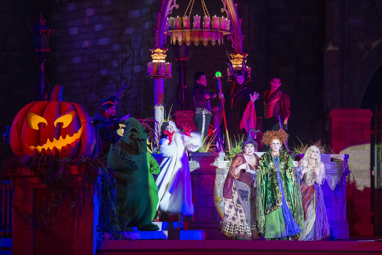 New 'Hocus Pocus Villain Spelltacular' Show during Mickey's Not-So-Scary Halloween Party