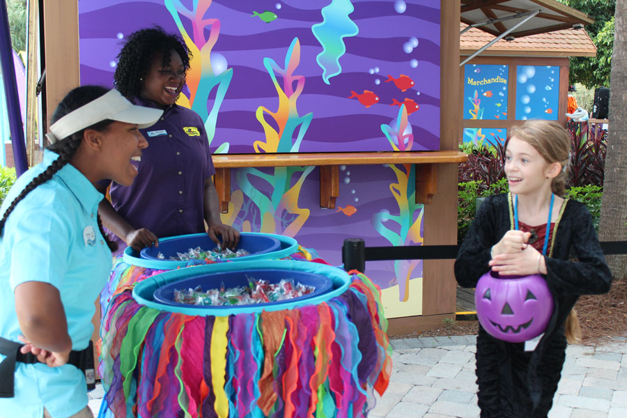 SeaWorld Orlando Halloween Spooktacular is a great family value | The