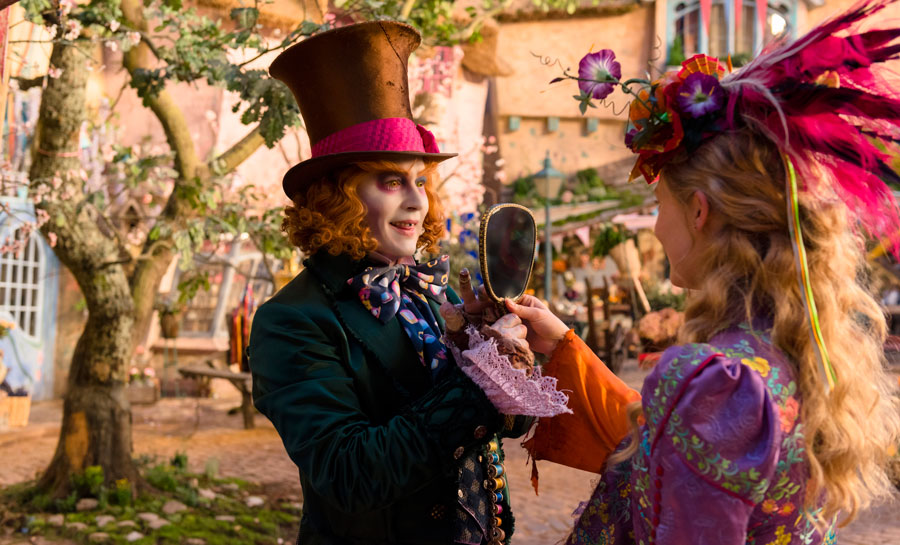AliceThroughTheLookingGlass-depp-mad-hatter