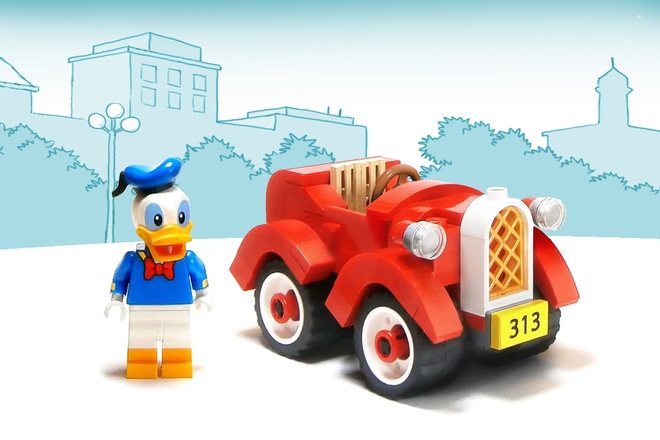 donald-duck-LEGO-car