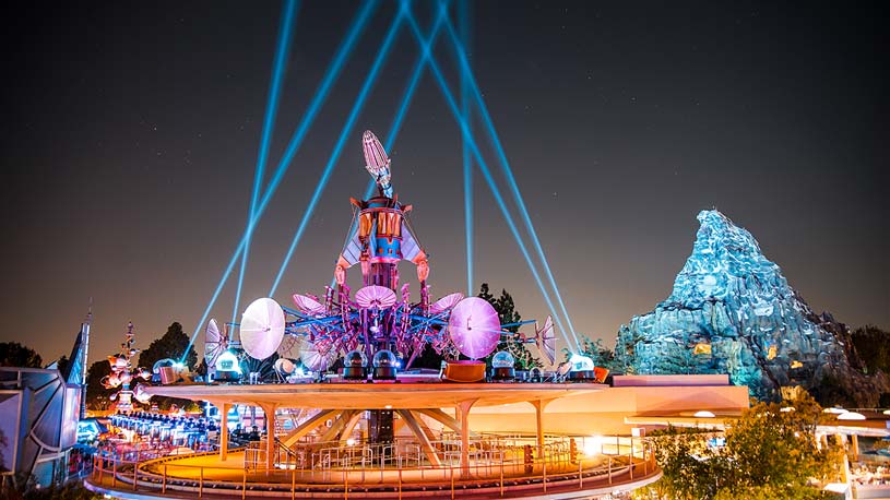 Disneyland's Tomorrowland adds Skyline Lounge Dessert Party | The
