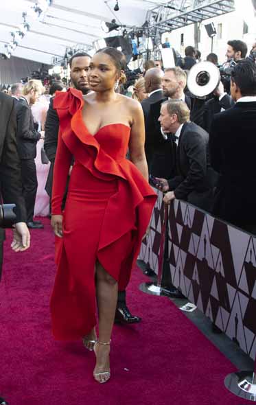 jennifer hudson red dress