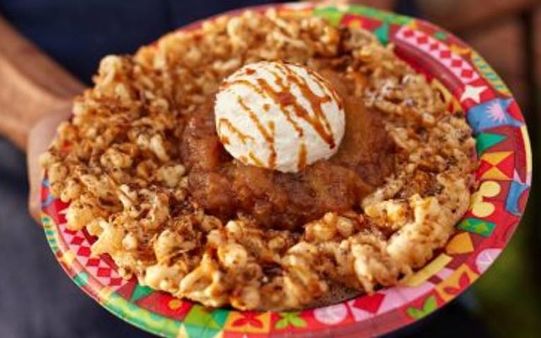 2021 Holiday food - Magic Kingdom - Ginger Apple Funnel Cake