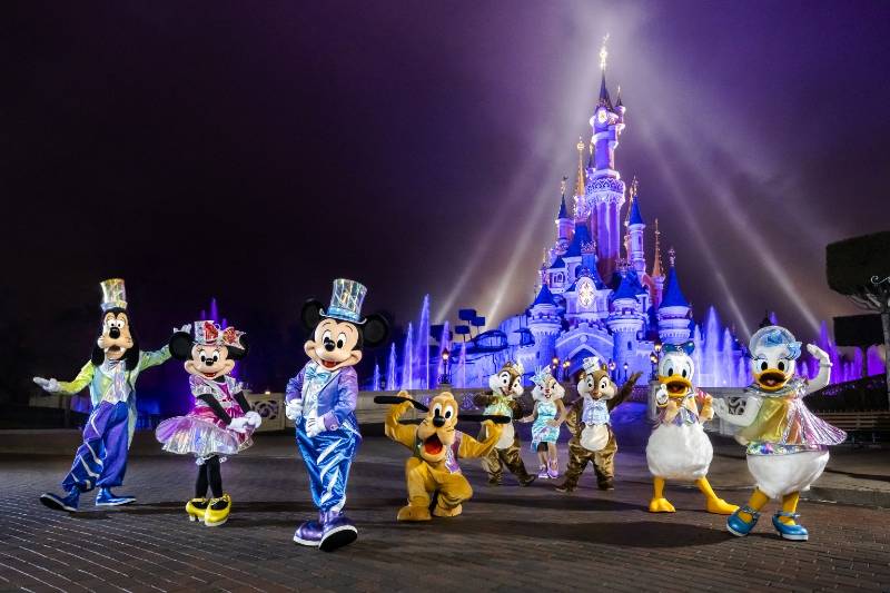 Disneyland Paris - 30th Anniversary Celebration - character costumes