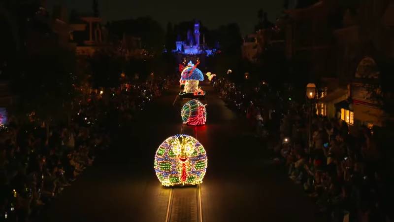 Main Street Electrical Parade float