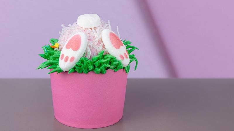Walt Disney World - Easter - bunny cupcake