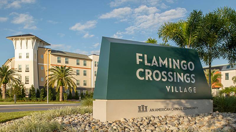 Walt Disney World - Flamingo Crossings Village